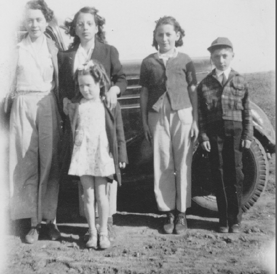 Photo: Bluesky: June Brooks, Jeannine, Irene, Gerald